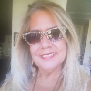 Meet your Posher, Posh